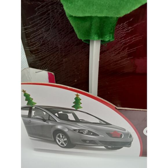 Christmas tree car costume‎ - Picture 3 of 7